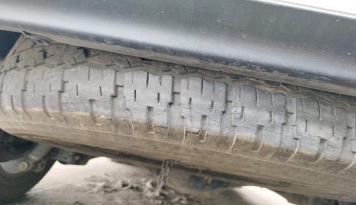 2017 Toyota Fortuner 2.8 4X2 AT, Diesel, Automatic, 1,30,245 km, tyre