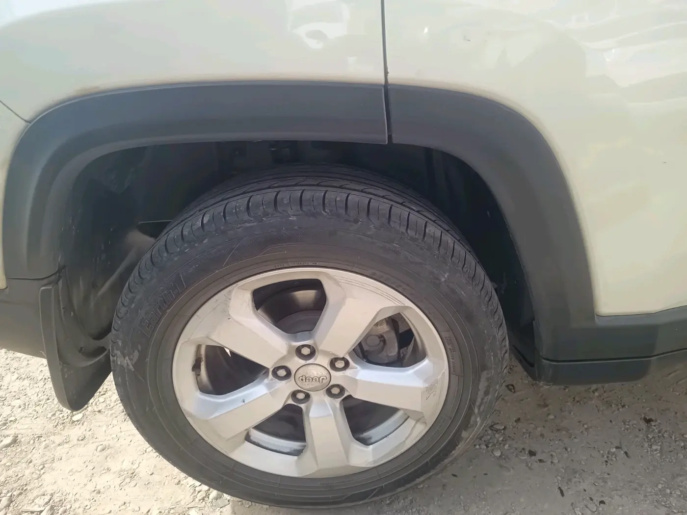 2017 Jeep Compass LONGITUDE (O) 2.0 DIESEL, Diesel, Manual, 92,000 km, tyre
