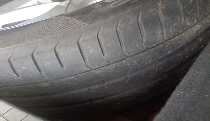 2017 Jaguar F- PACE PURE 2.0d, Diesel, Automatic, 97,341 km, tyre