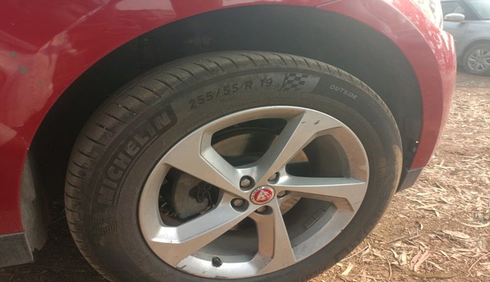 2017 Jaguar F- PACE PURE 2.0d, Diesel, Automatic, 97,341 km, tyre