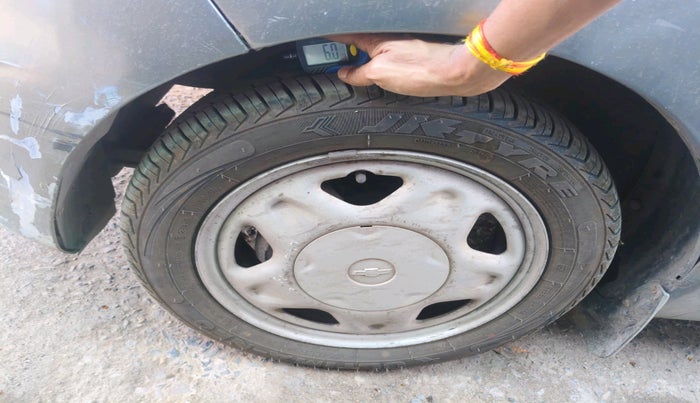 2015 Chevrolet Beat PS PETROL, Petrol, Manual, 49,242 km, tyre