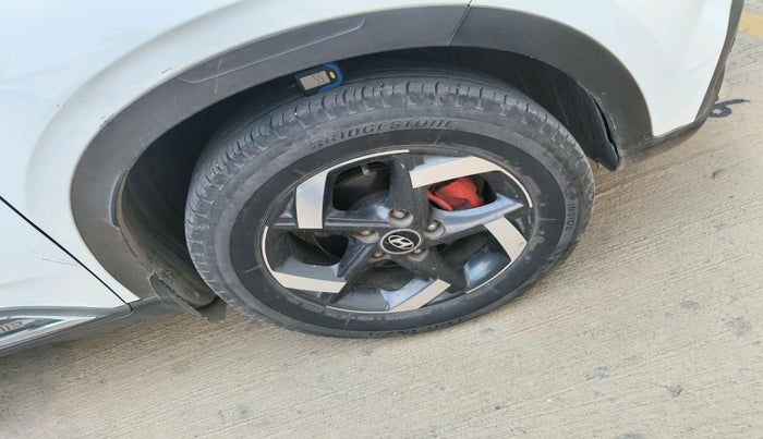 2019 Hyundai VENUE SX 1.0 TURBO, Petrol, Manual, 80,779 km, tyre