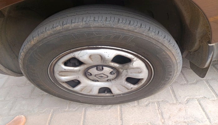 2014 Renault Duster 85 PS RXL DIESEL, Diesel, Manual, 91,287 km, tyre