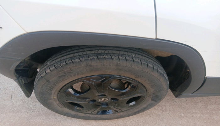 2024 Tata PUNCH Accomplished Plus, Petrol, Manual, 22,316 km, tyre