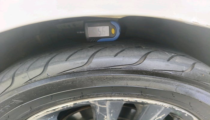 2013 Volkswagen Polo GT TDI, Diesel, Manual, 1,13,839 km, tyre