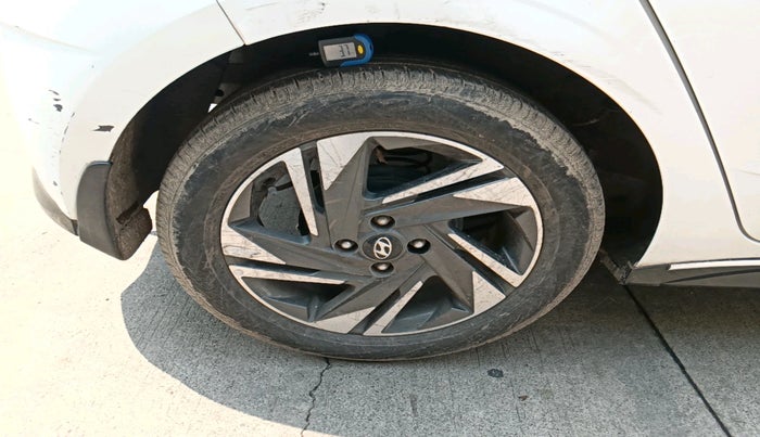 2023 Hyundai NEW I20 ASTA (O) 1.2 IVT, Petrol, Automatic, 41,242 km, tyre