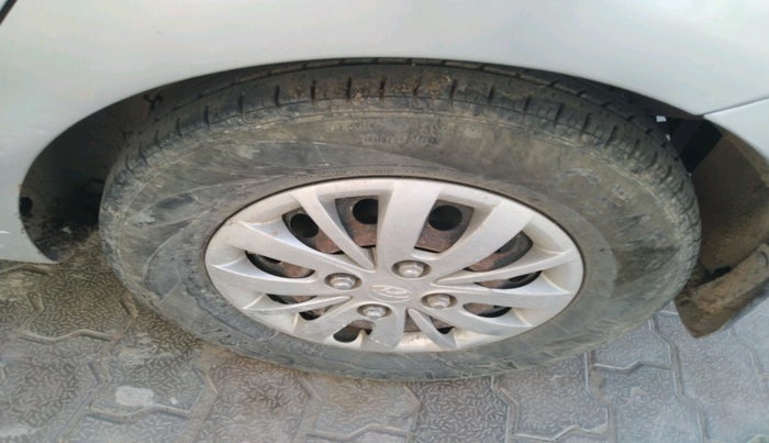 2013 Hyundai i20 ASTA 1.2, Petrol, Manual, 59,305 km, tyre