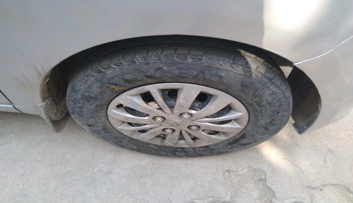 2013 Hyundai i20 ASTA 1.2, Petrol, Manual, 59,305 km, tyre