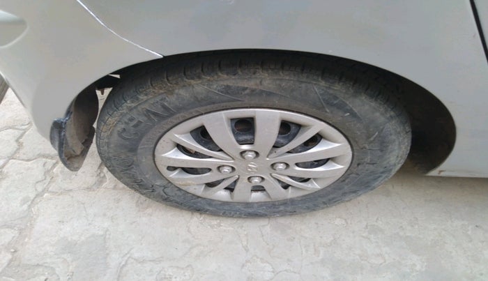 2013 Hyundai i20 ASTA 1.2, Petrol, Manual, 59,305 km, tyre