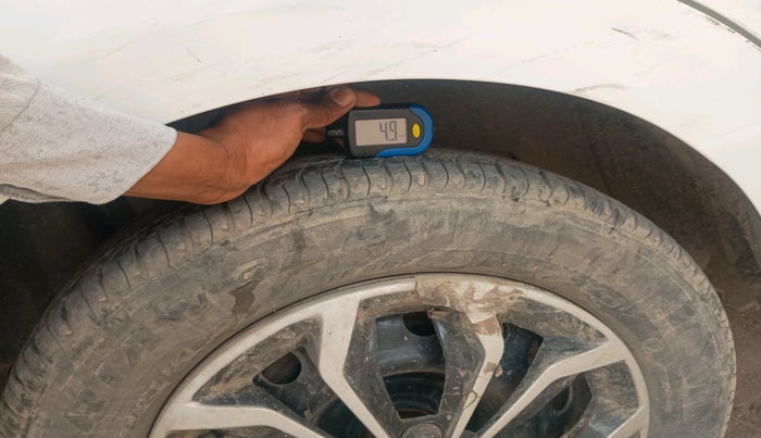 2017 Ford New Figo TREND 1.5L DIESEL, Diesel, Manual, 1,31,725 km, tyre