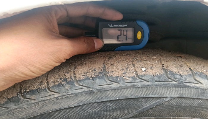 2015 Chevrolet Beat PS DIESEL, Diesel, Manual, 2,00,114 km, tyre