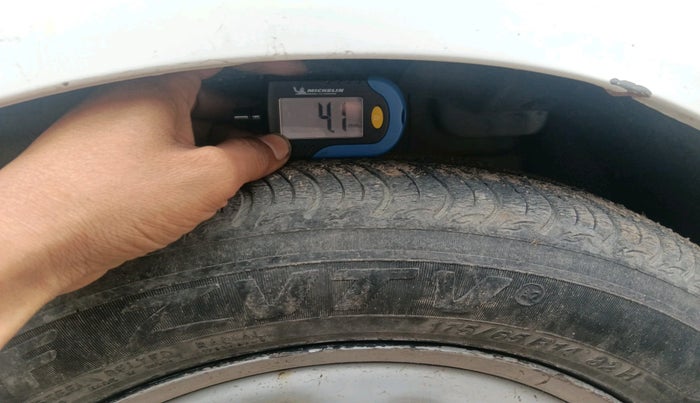 2015 Chevrolet Beat PS DIESEL, Diesel, Manual, 2,00,114 km, tyre