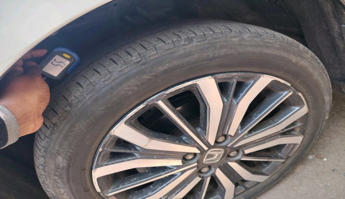 2017 Honda City 1.5L I-VTEC VX CVT, Petrol, Automatic, 90,457 km, tyre