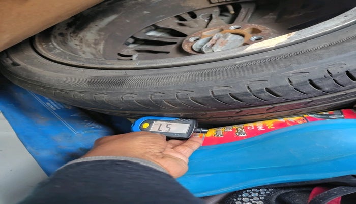 2017 Honda City 1.5L I-VTEC VX CVT, Petrol, Automatic, 90,457 km, tyre