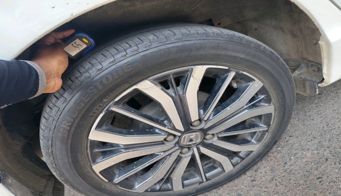 2017 Honda City 1.5L I-VTEC VX CVT, Petrol, Automatic, 90,457 km, tyre