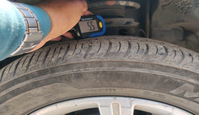 2018 Tata Tiago XZ PETROL, Petrol, Manual, 47,282 km, tyre