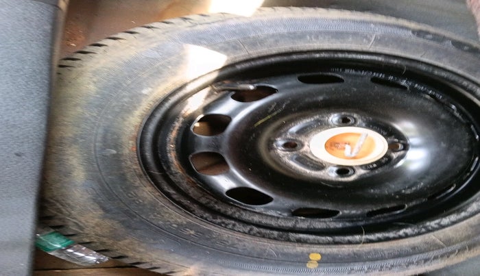 2011 Ford Figo EXI 1.2 PETROL, Petrol, Manual, 31,206 km, tyre