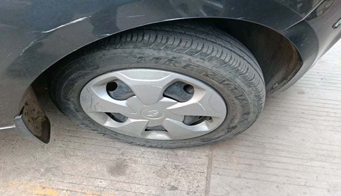 2023 Tata Tiago XT (O) PETROL, Petrol, Manual, 24,350 km, tyre