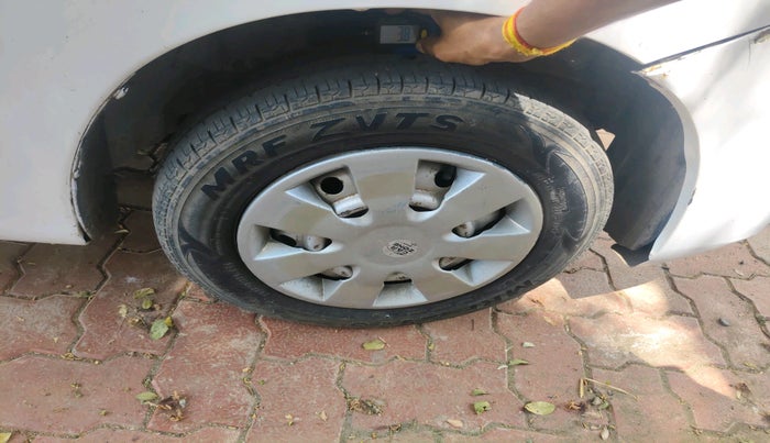 2014 Maruti Wagon R 1.0 LXI, Petrol, Manual, 55,690 km, tyre