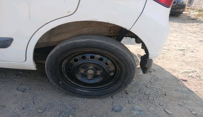 2010 Maruti Wagon R 1.0 VXI, Petrol, Manual, 1,16,316 km, tyre