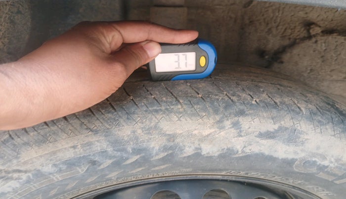 2023 Tata PUNCH PURE MT CNG, CNG, Manual, 62,012 km, tyre