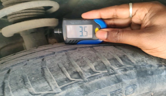 2013 Ford Figo TITANIUM 1.4 DIESEL, Diesel, Manual, 54,515 km, tyre