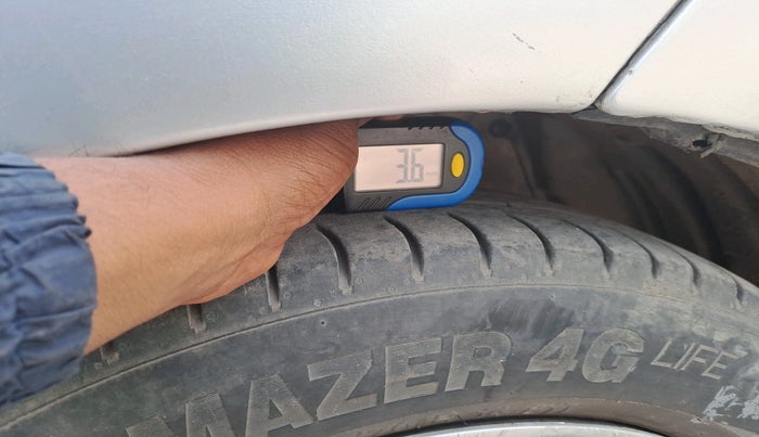 2016 Maruti Celerio VXI CNG, CNG, Manual, 1,76,791 km, tyre