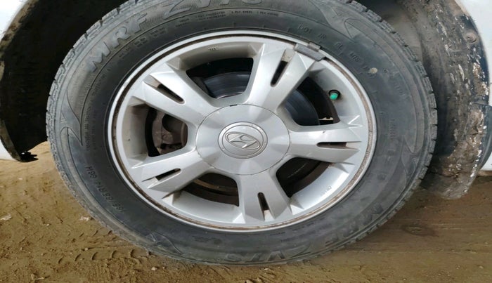 2011 Hyundai i20 ASTA (O) 1.2, Petrol, Manual, 71,504 km, tyre