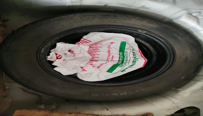 2011 Hyundai i20 ASTA (O) 1.2, Petrol, Manual, 71,504 km, tyre