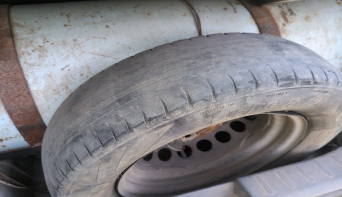 2013 Maruti Alto 800 LXI, CNG, Manual, 91,099 km, tyre