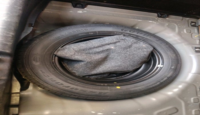 2022 KIA SONET HTX 1.5, Diesel, Manual, 27,956 km, tyre