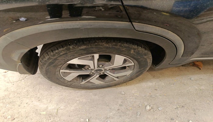 2022 KIA SONET HTX 1.5, Diesel, Manual, 27,956 km, tyre