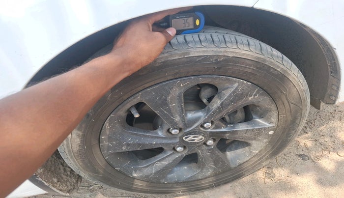 2018 Hyundai Grand i10 SPORTZ U2 1.2 CRDI, Diesel, Manual, 71,882 km, tyre