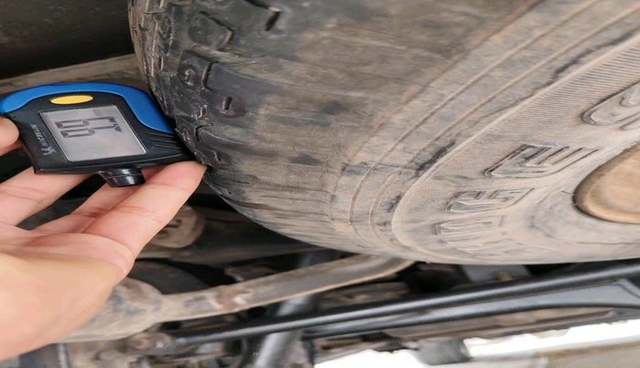 2017 Tata Hexa XTA 4X2 6 STR, Diesel, Automatic, 2,56,116 km, tyre