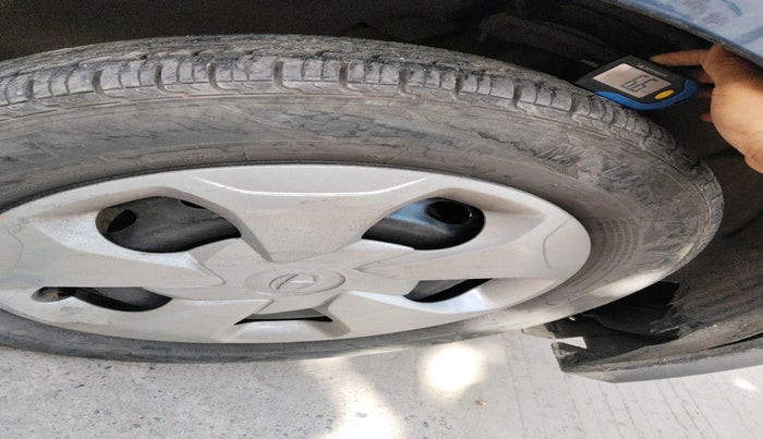 2018 Tata TIGOR XM (O) PETROL, Petrol, Manual, 64,641 km, tyre