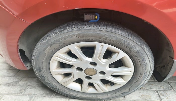 2017 Tata Tiago XZA PETROL, Petrol, Automatic, 67,407 km, tyre