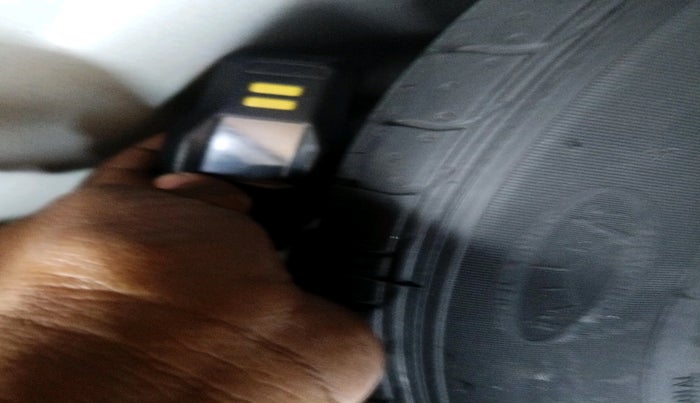 2022 Hyundai VENUE S 1.2, Petrol, Manual, 48,556 km, tyre