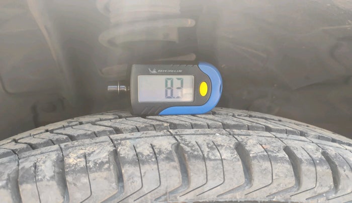 2018 Renault Kwid CLIMBER 1.0, Petrol, Manual, 46,798 km, tyre