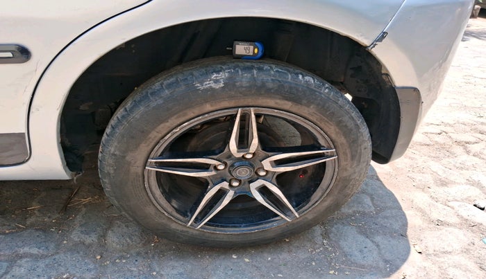 2009 Honda Jazz 1.2L I-VTEC BASE, Petrol, Manual, 81,897 km, tyre