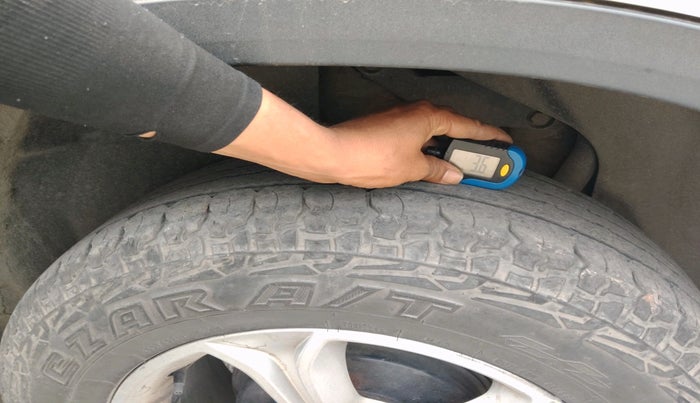 2019 Tata Harrier XZ 2.0L, Diesel, Manual, 75,459 km, tyre