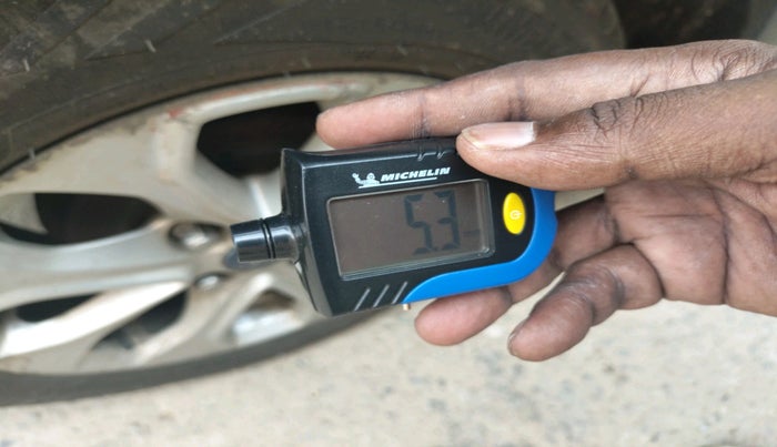 2017 Ford Figo Aspire Titanium 1.2 Ti-VCT Opt, Petrol, Manual, 43,682 km, tyre