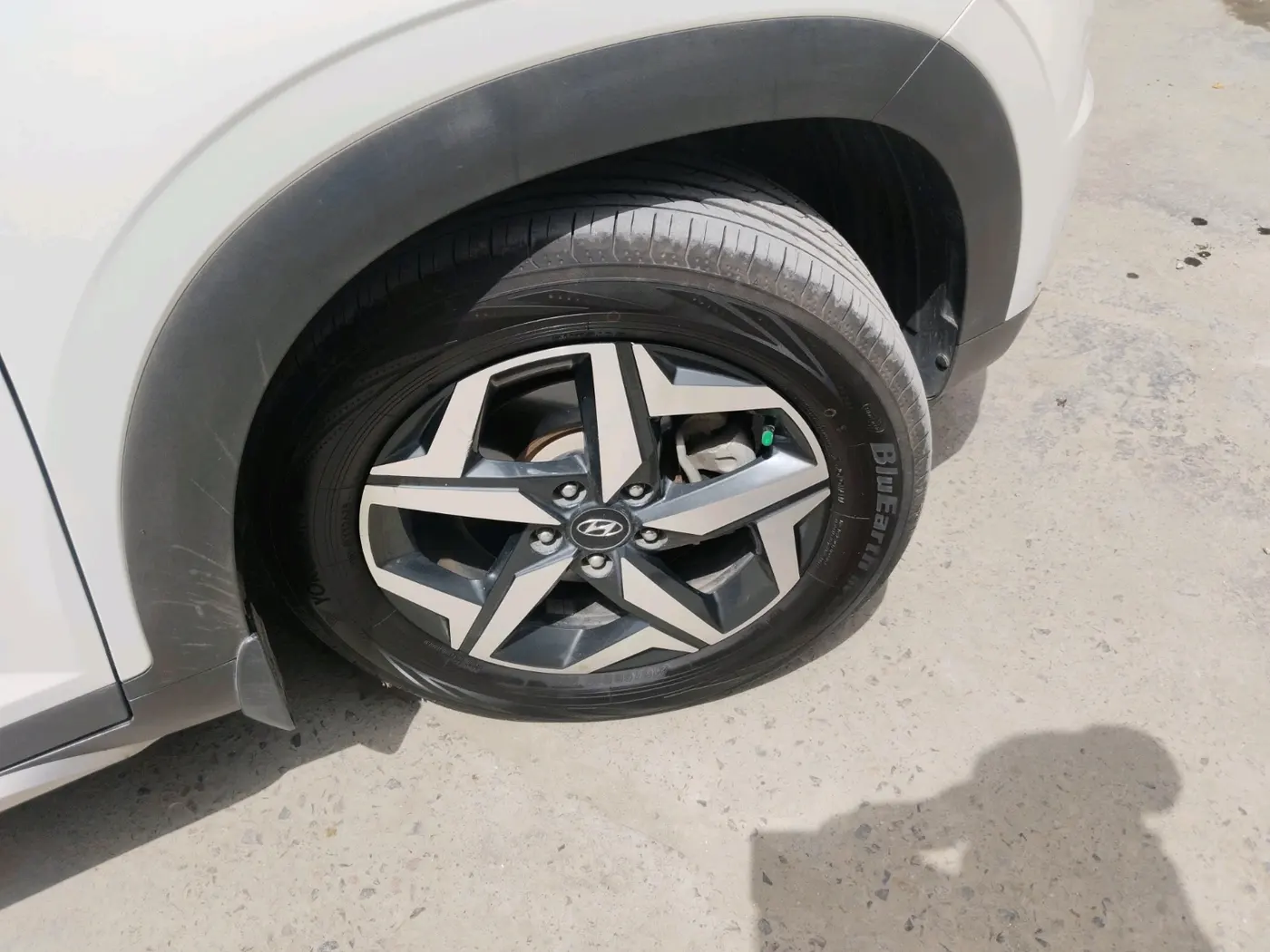 2022 Hyundai ALCAZAR PRESTIGE 1.5 MT 7STR, Diesel, Manual, 46,900 km, tyre