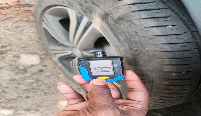 2022 MG ASTOR SAVVY 1.5 CVT S RED, Petrol, Automatic, 15,262 km, tyre