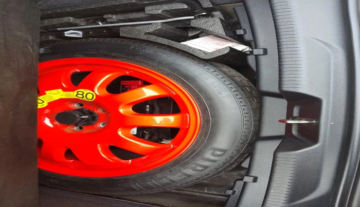 2017 Jaguar XE PRESTIGE DIESEL, Diesel, Automatic, 95,204 km, tyre