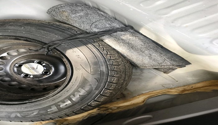 2018 Honda Amaze 1.2L I-VTEC V CVT, Petrol, Automatic, 62,122 km, tyre