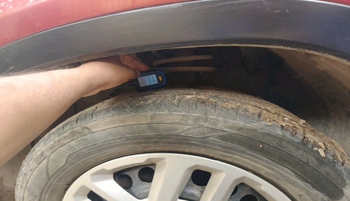 2016 Maruti Vitara Brezza VDI, Diesel, Manual, 1,42,660 km, tyre