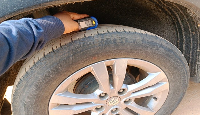 2017 Maruti Vitara Brezza ZDI, Diesel, Manual, 1,15,962 km, tyre