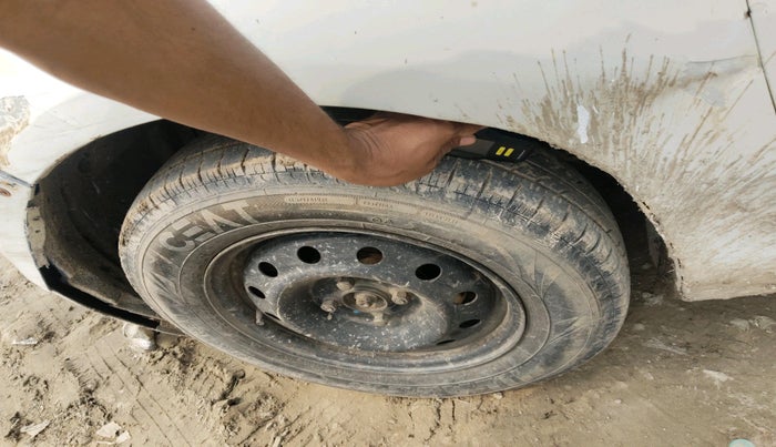 2013 Maruti Swift Dzire VDI, Diesel, Manual, 1,40,791 km, tyre