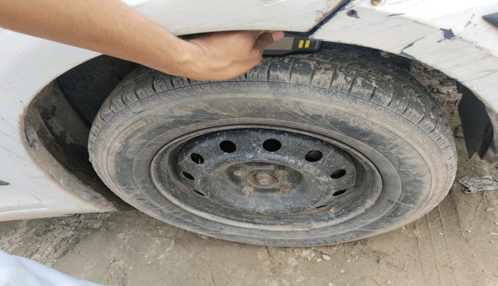 2013 Maruti Swift Dzire VDI, Diesel, Manual, 1,40,791 km, tyre