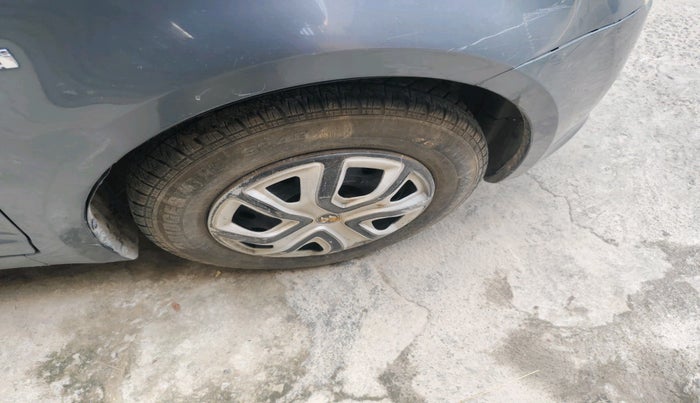 2008 Maruti Swift VXI 1.3, Petrol, Manual, 30,951 km, tyre